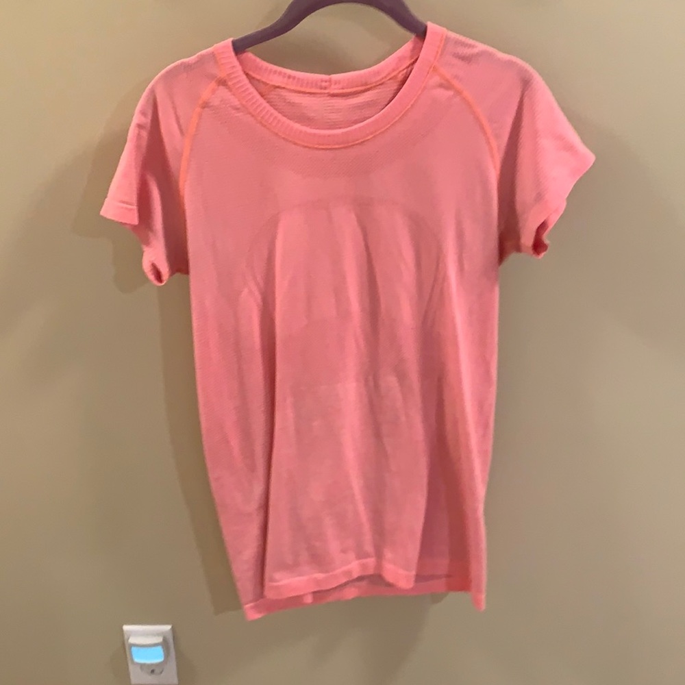 Lululemon top